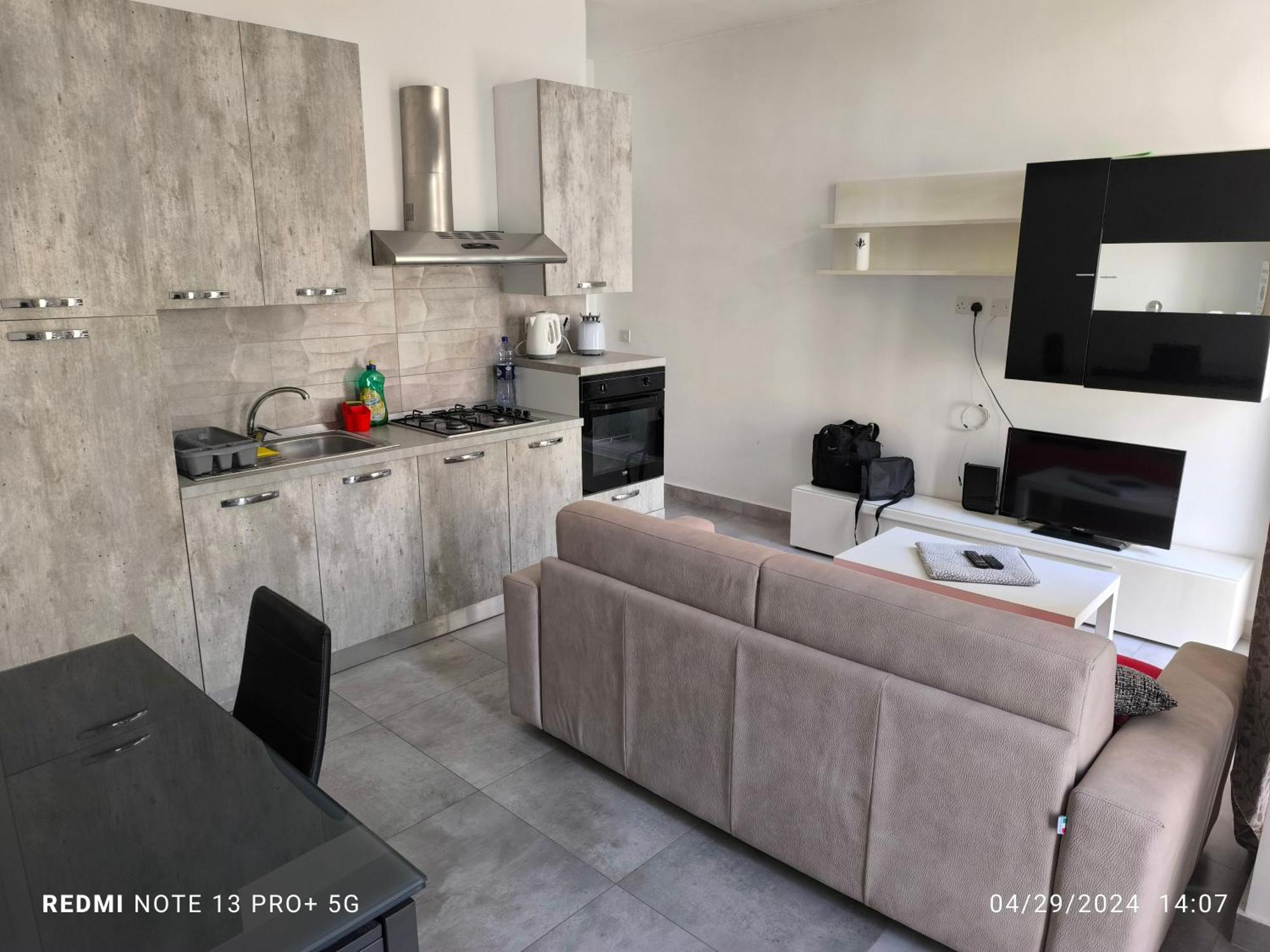 One Bedroom Tea Apartment Il-Gzira ภายนอก รูปภาพ