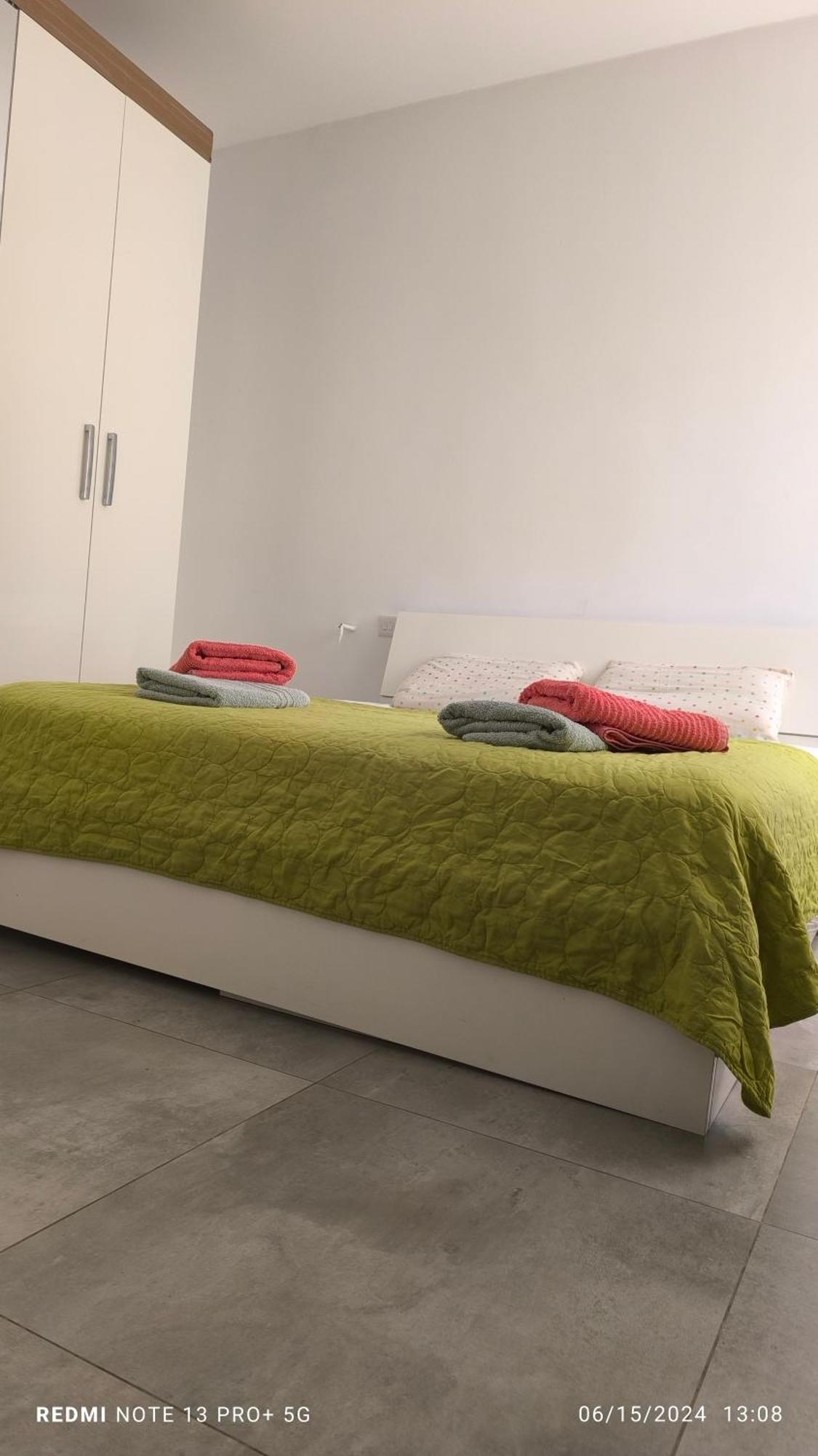One Bedroom Tea Apartment Il-Gzira ภายนอก รูปภาพ