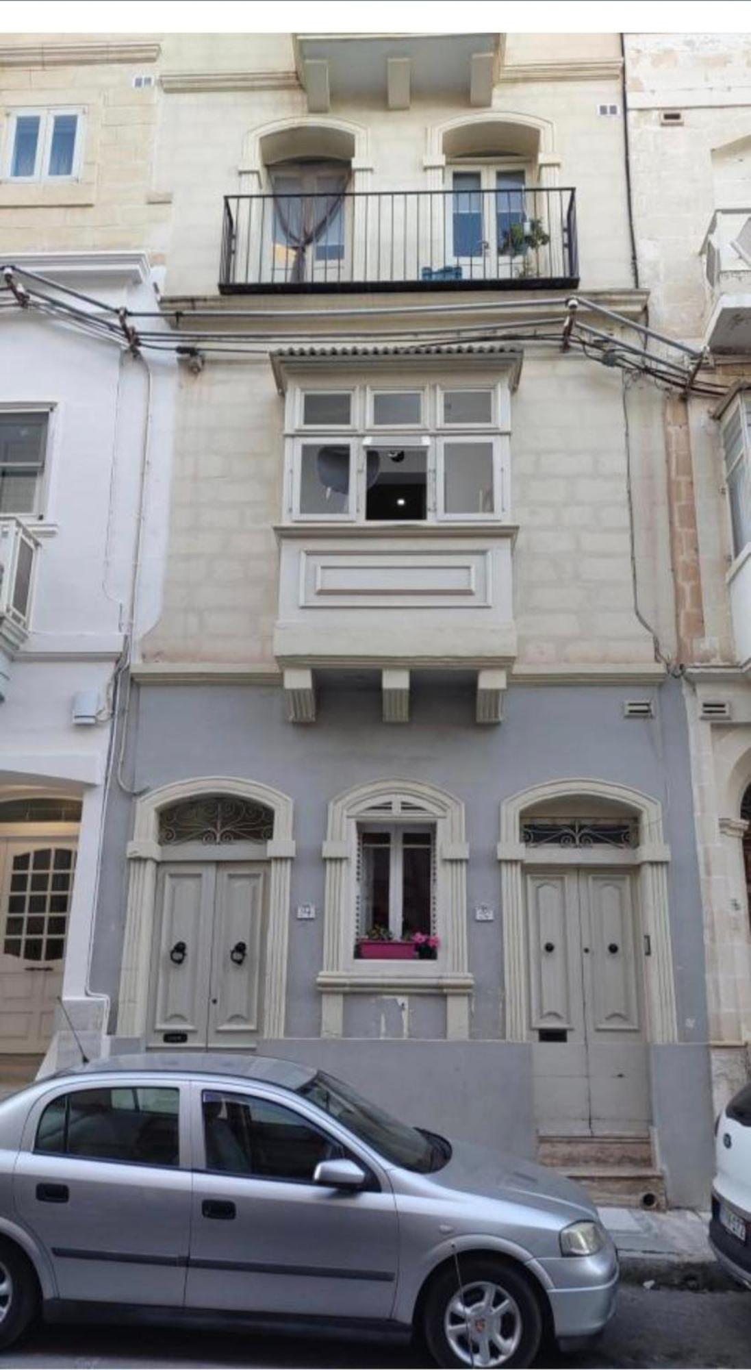One Bedroom Tea Apartment Il-Gzira ภายนอก รูปภาพ