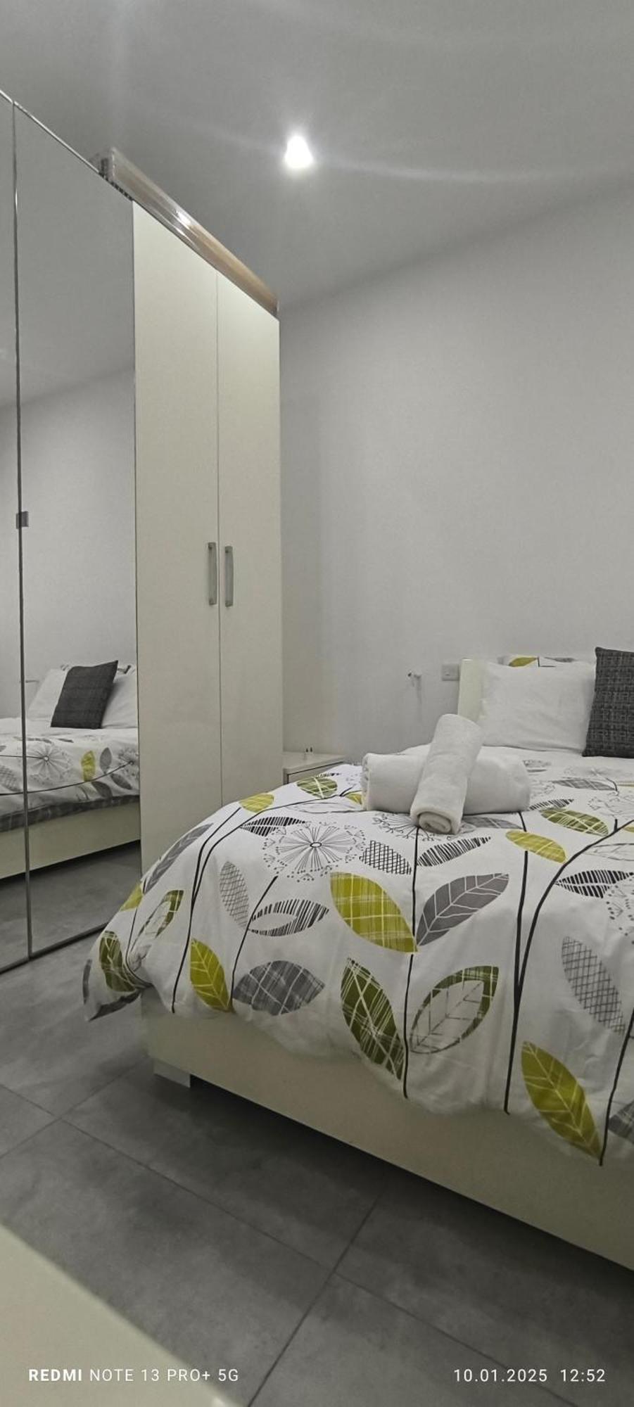 One Bedroom Tea Apartment Il-Gzira ภายนอก รูปภาพ